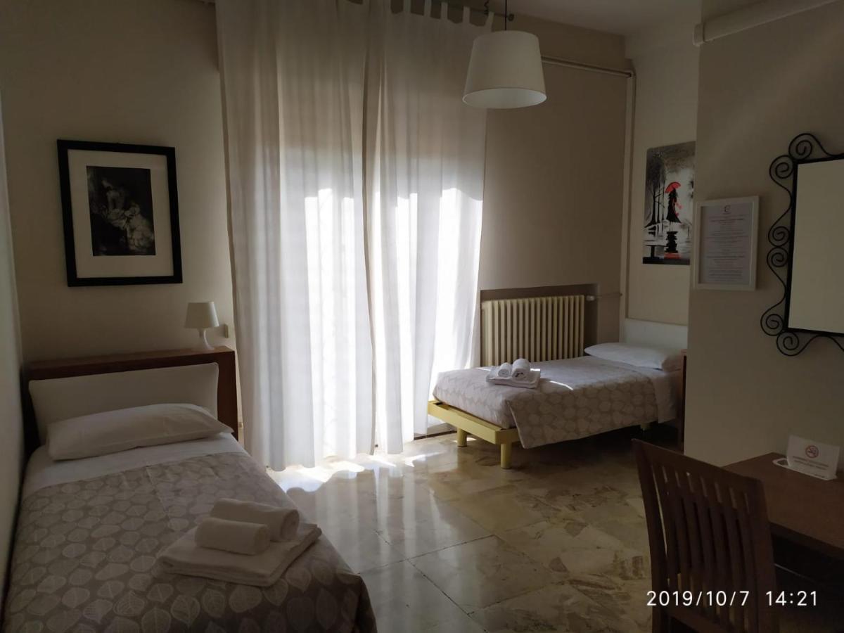 B&B Cameracaffe Centro Arezzo Exterior foto