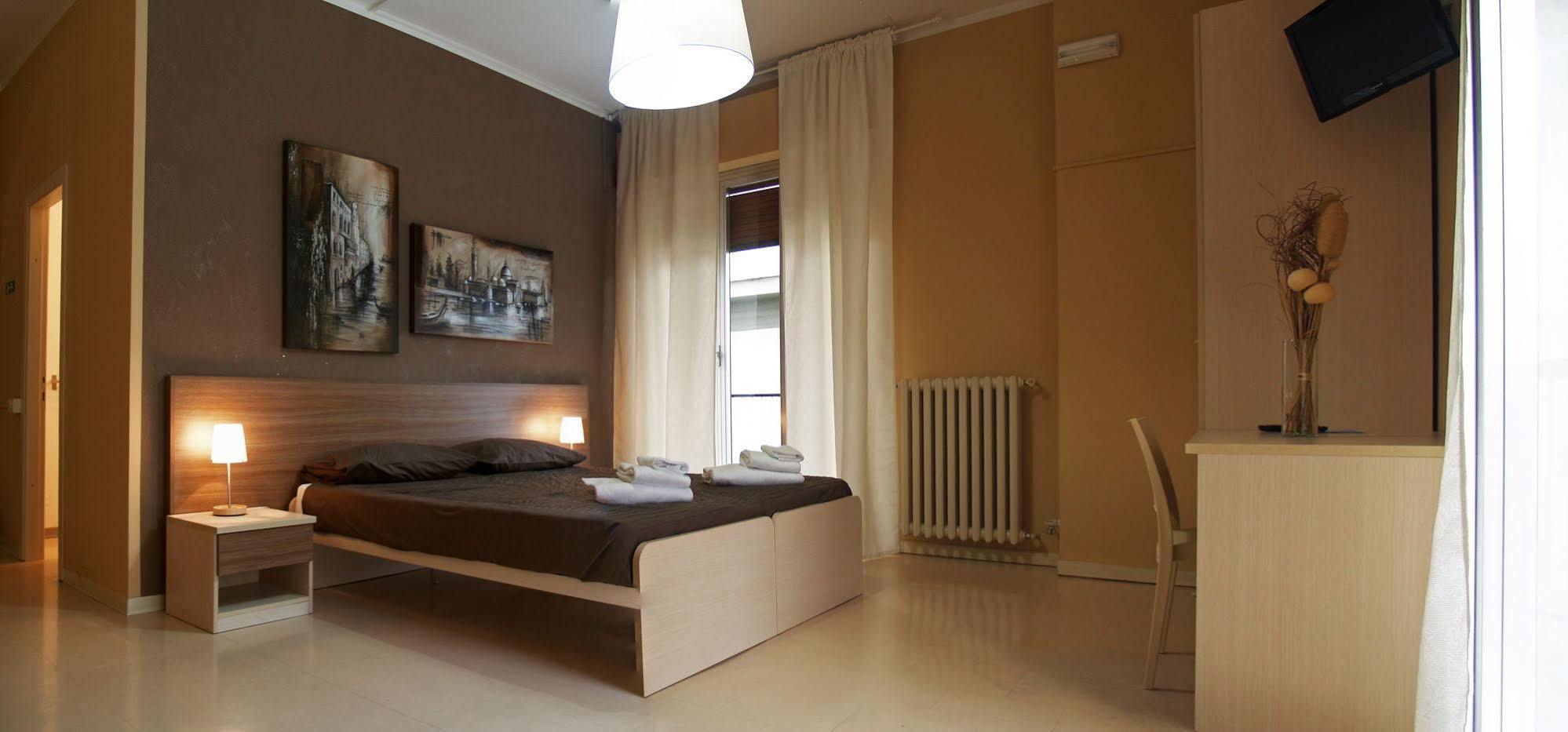 B&B Cameracaffe Centro Arezzo Exterior foto