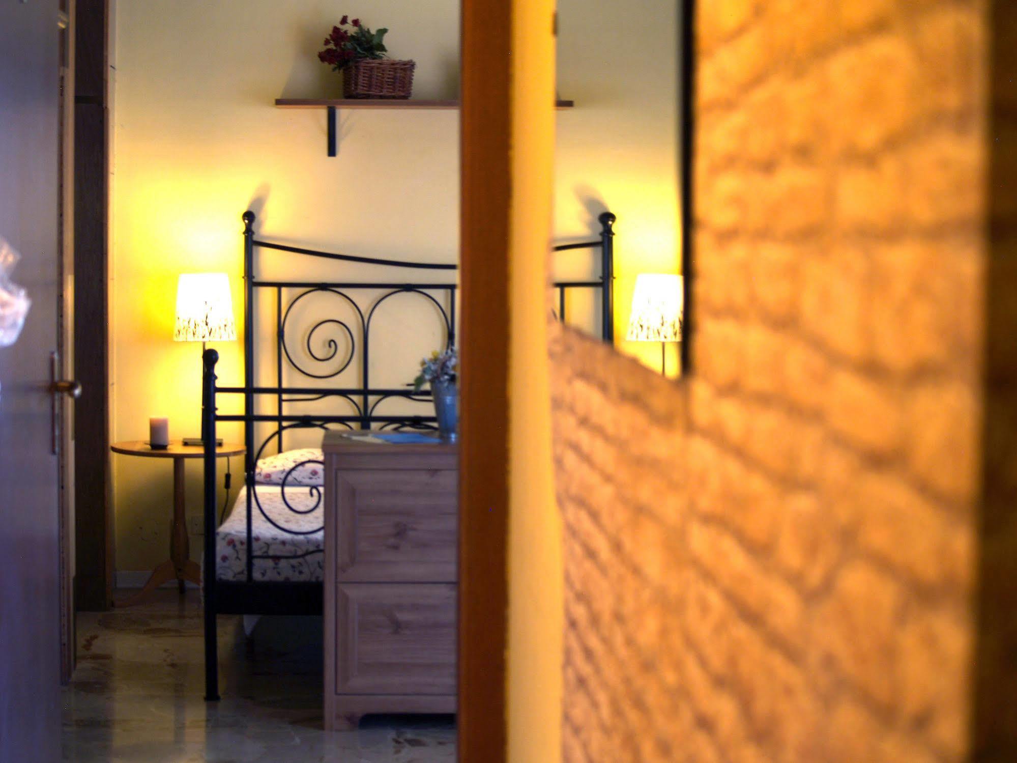 B&B Cameracaffe Centro Arezzo Exterior foto