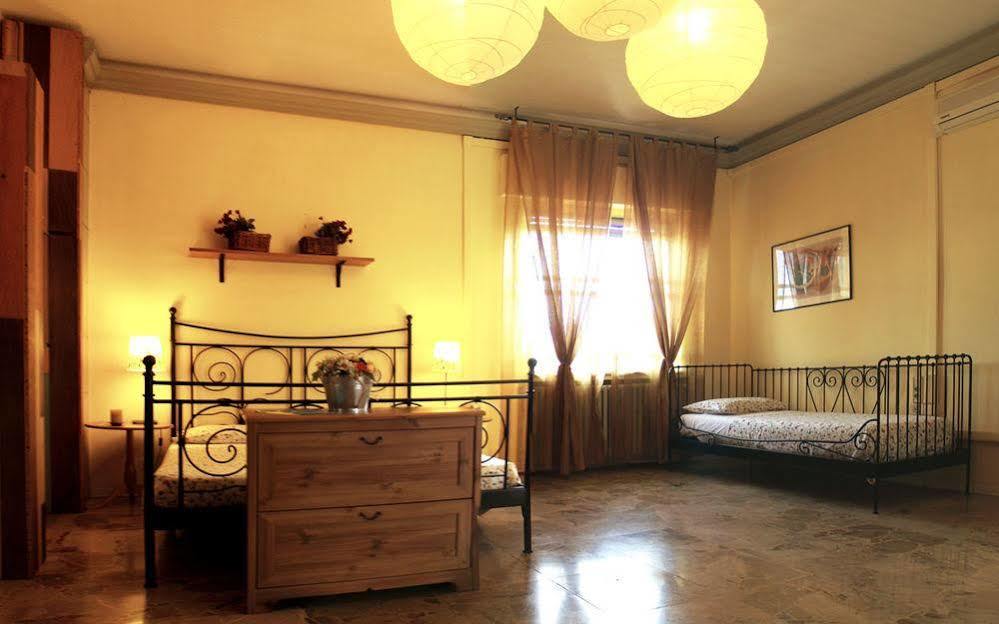 B&B Cameracaffe Centro Arezzo Exterior foto