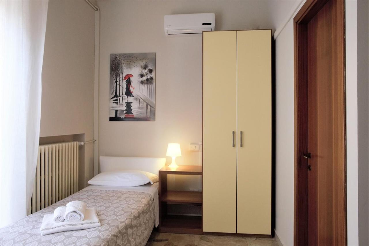 B&B Cameracaffe Centro Arezzo Exterior foto